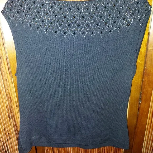 ST. JOHN EVENING BLACK SLEEVELESS WOOL KNIT TOP